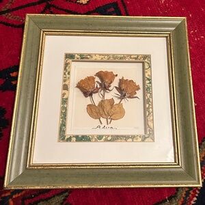 Handcrafted Botanical Dried Floral Picture – Framed Art